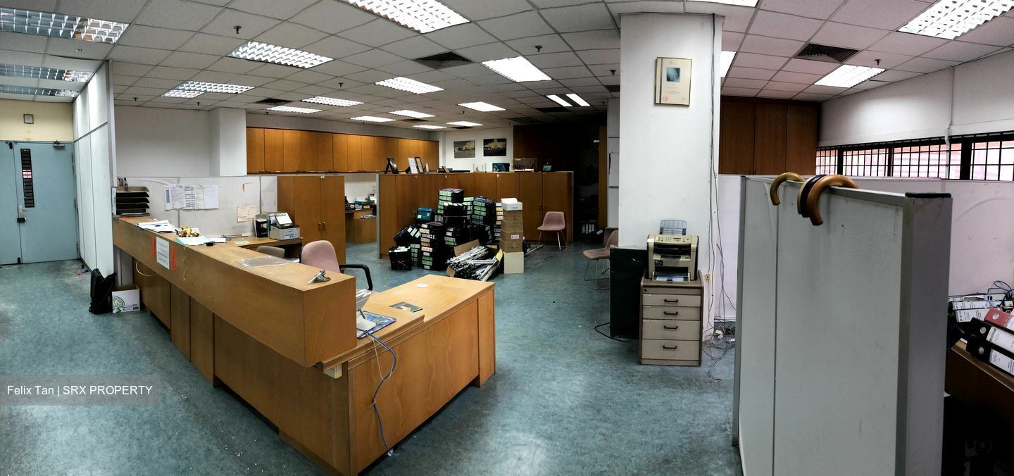 Fu Lu Shou Complex (D7), Office #526011991